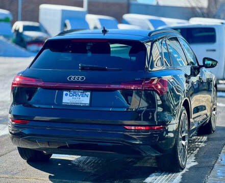 2024 Audi Q8 e-tron quattro Prestige