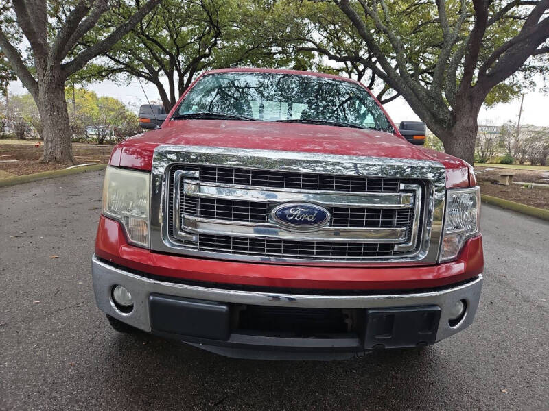 2013 Ford F-150 XLT photo 9