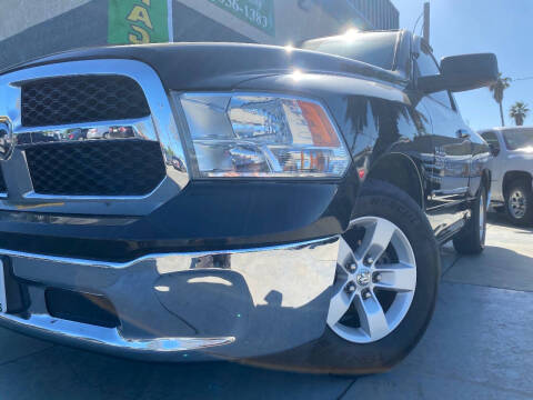 2013 RAM 1500 SLT