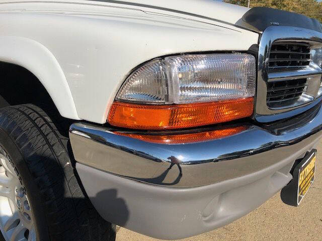 2004 Dodge Dakota for sale at Extreme Auto Plaza in Des Moines, IA