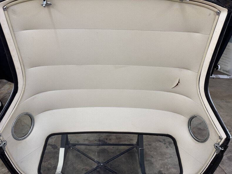 1957 Ford Thunderbird