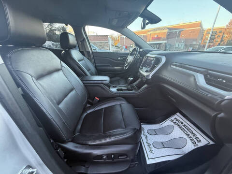 2019 GMC Acadia SLT-1