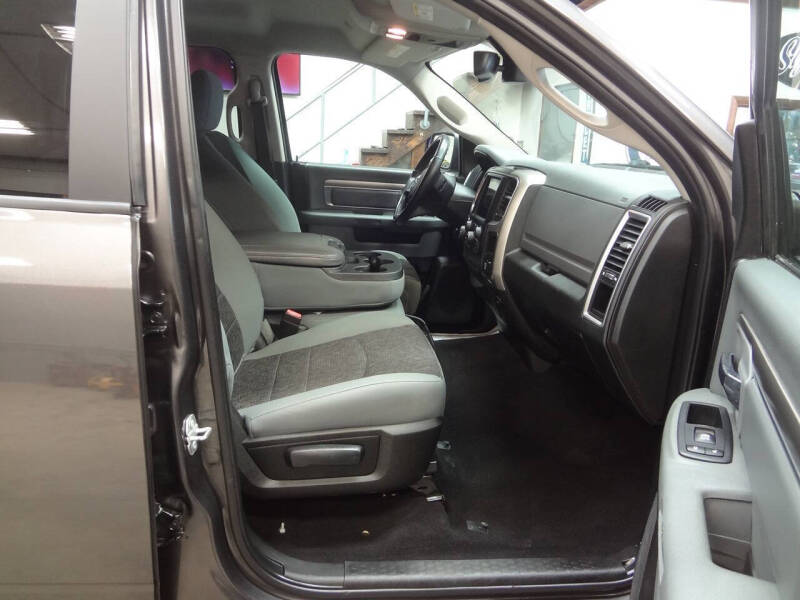 2019 RAM 1500 Classic SLT