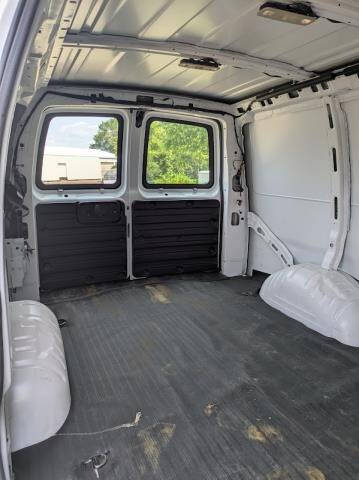 2022 Chevrolet Express 2500