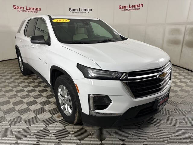 Used 2023 Chevrolet Traverse LS with VIN 1GNEVFKW4PJ139183 for sale in Bloomington, IL