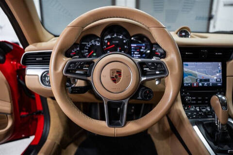 2017 Porsche 911 Carrera