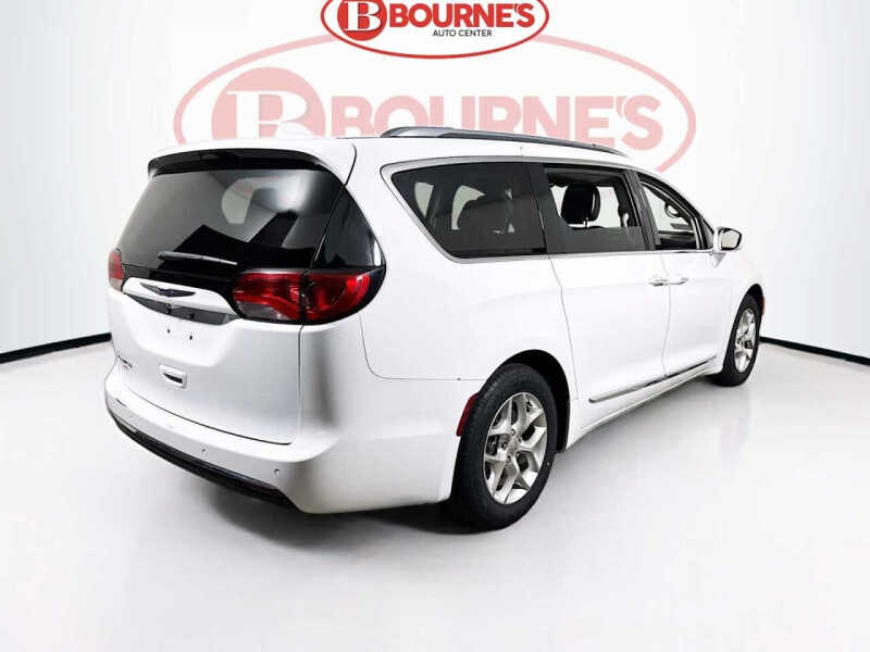 2018 Chrysler Pacifica Touring L Plus