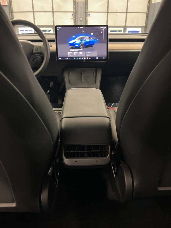 2022 Tesla Model Y Long Range