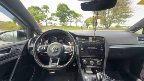 2019 Volkswagen Golf GTI Autobahn