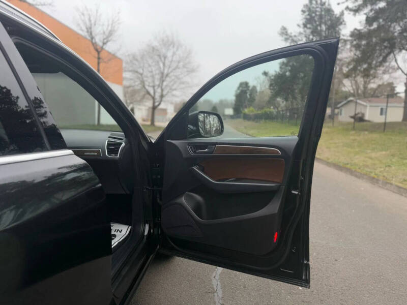 2016 Audi Q5 2.0T quattro Premium