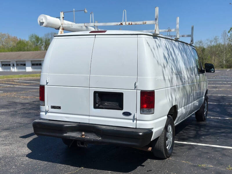 2002 Ford E-Series