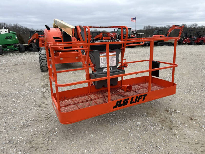 2014 JLG 60' Manlift