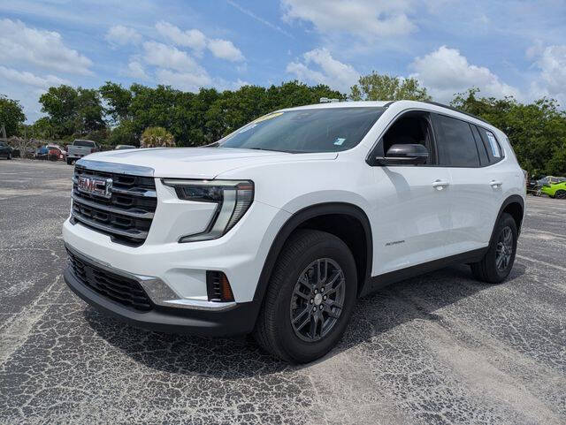 2025 GMC Acadia Elevation