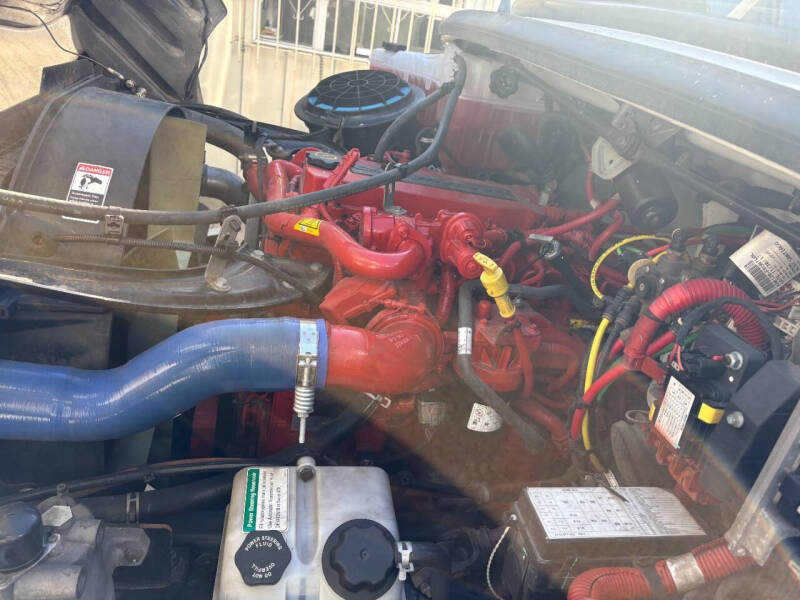 2018 Freightliner M2 106