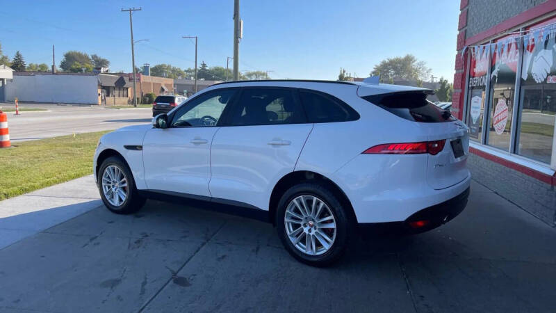 2017 Jaguar F-PACE 35t Prestige