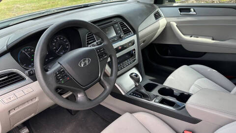 2016 Hyundai Sonata Hybrid SE