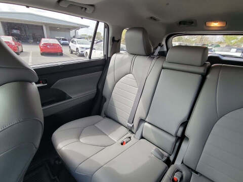 2023 Toyota Highlander XLE