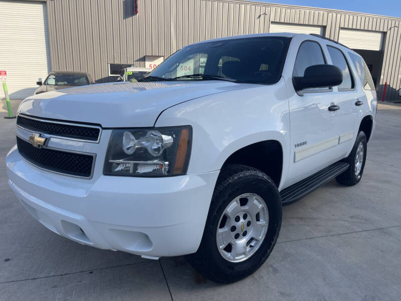 2010 Chevrolet Tahoe LS's photo