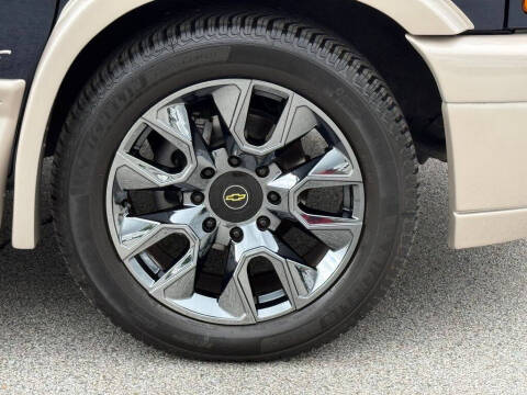 2025 Chevrolet Express 2500