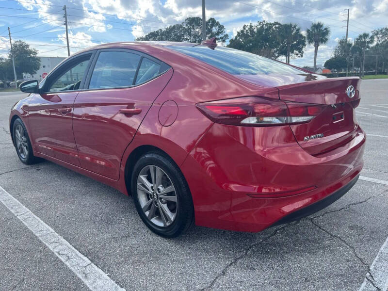 2018 Hyundai Elantra