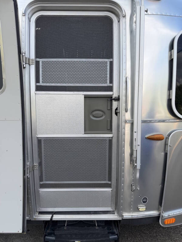 2016 Airstream 25FB