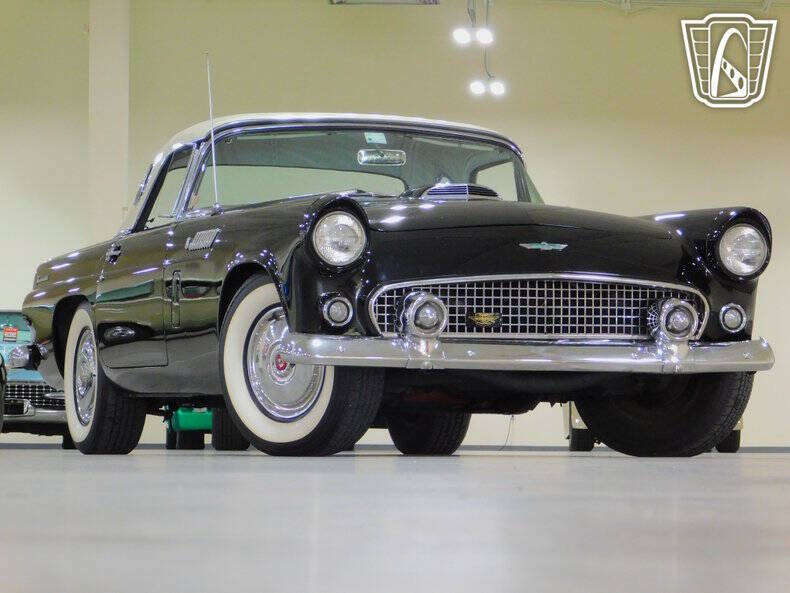 1956 Ford Thunderbird