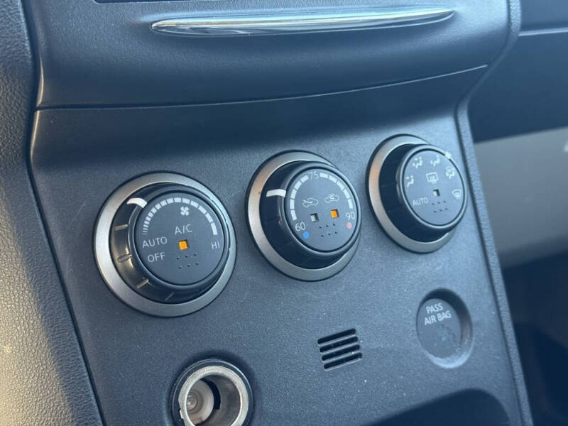 2011 Nissan Rogue SV