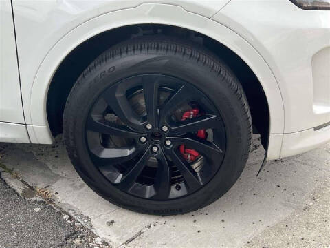 2023 Land Rover Discovery Sport P250 SE R-Dynamic