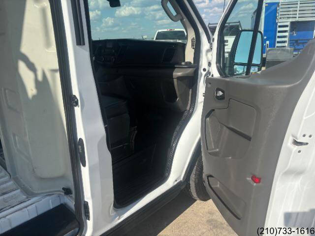 2023 Ford Transit 250