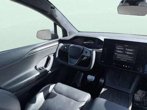 2023 Tesla Model X Standard Range