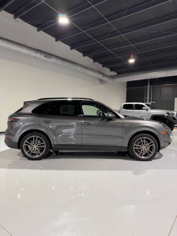 2023 Porsche Cayenne