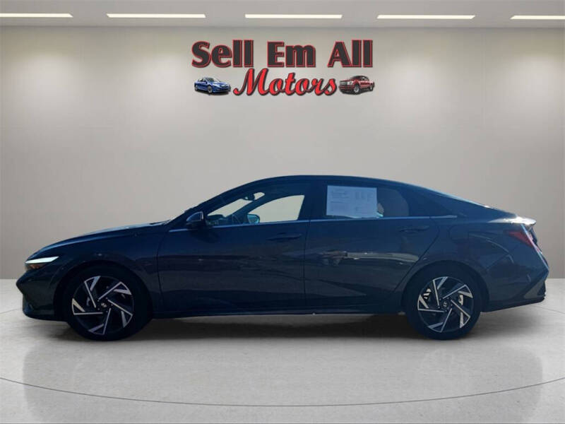 2024 Hyundai Elantra Limited