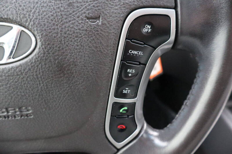 2012 Hyundai Santa Fe SE