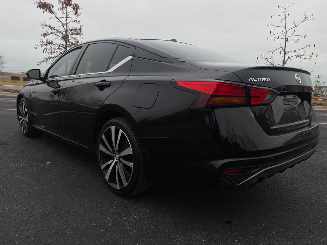 2019 Nissan Altima for sale at Ideal Cars LLC in Skokie, IL