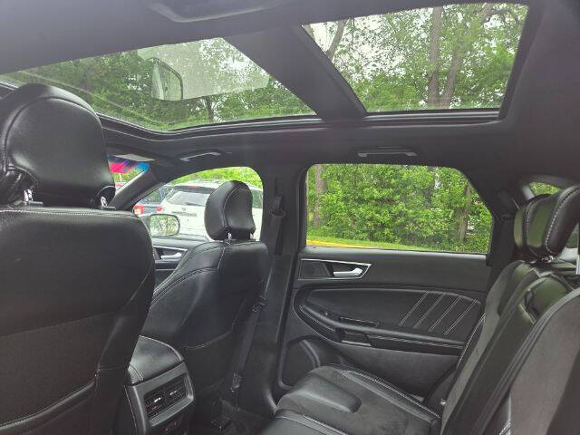 2019 Ford Edge ST