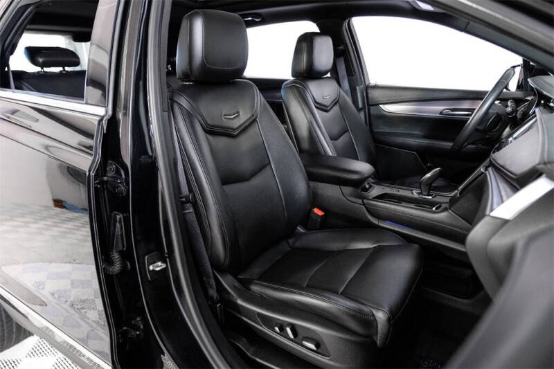 2017 Cadillac XT5 Premium Luxury