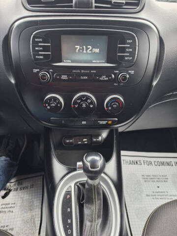 2016 Kia Soul +