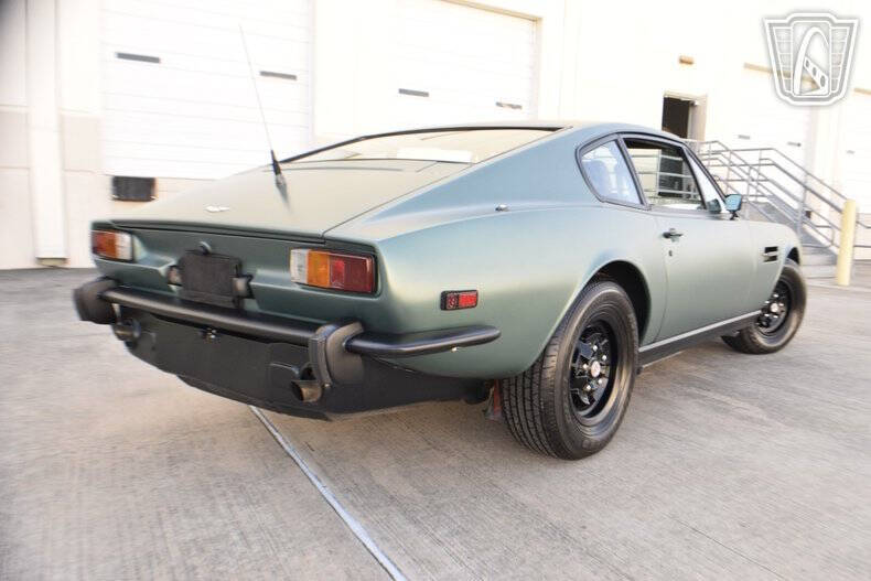 1976 Aston Martin V8 Vantage