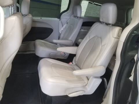 2021 Chrysler Pacifica Touring L