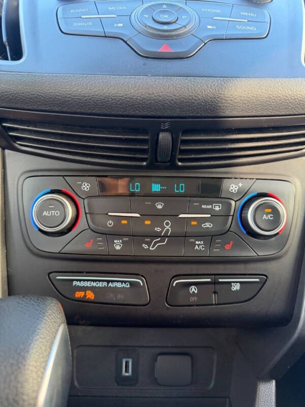 2018 Ford Escape SE - Photo 12