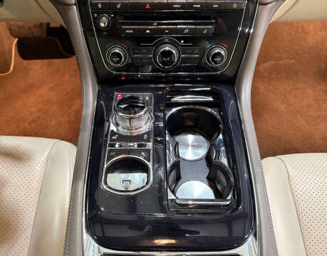 2012 Jaguar XJ