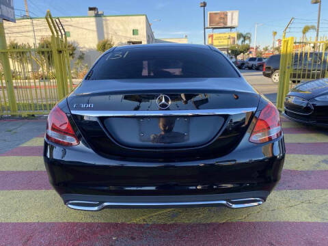 2016 Mercedes-Benz C-Class