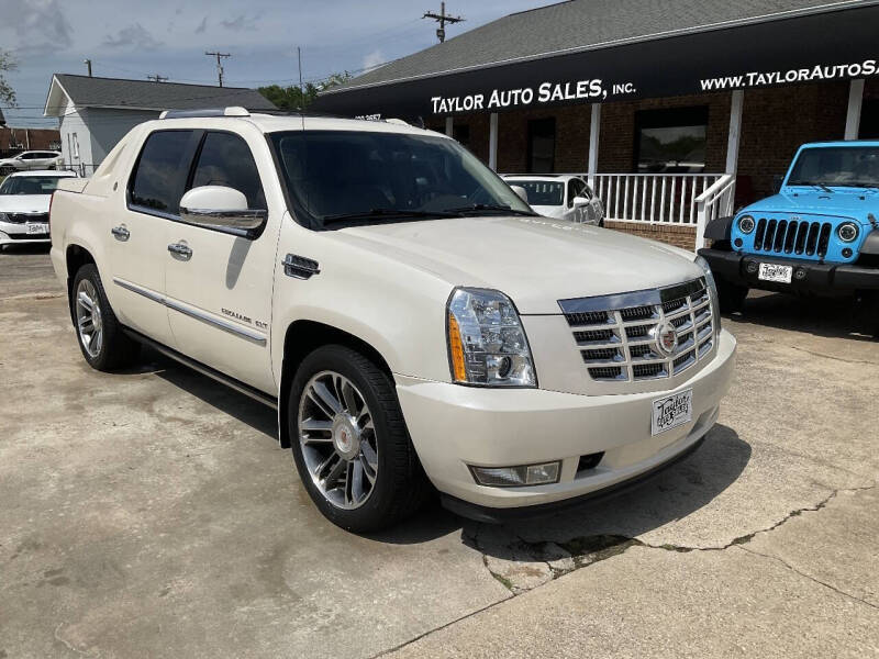 2013 Cadillac Escalade EXT Premium
