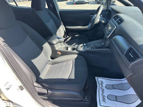 2018 Nissan LEAF S