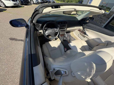 2011 Lexus IS 250C