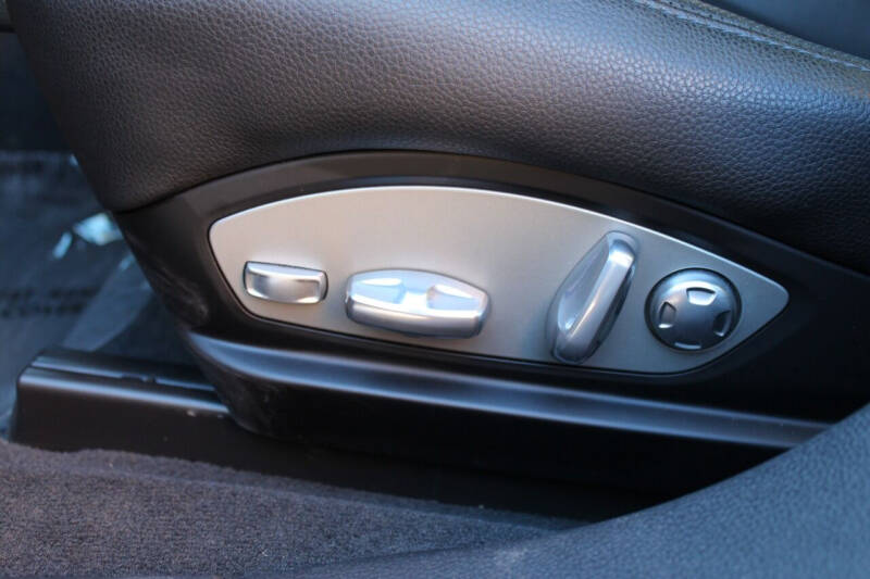 2015 Porsche Panamera 4