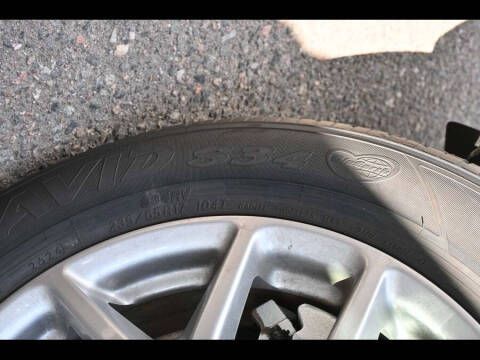 2025 Chrysler Voyager LX