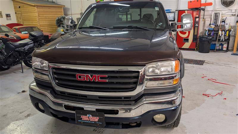 2005 GMC Sierra 2500HD