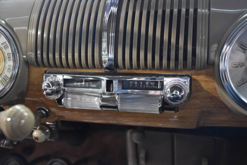 1947 Ford Super Deluxe