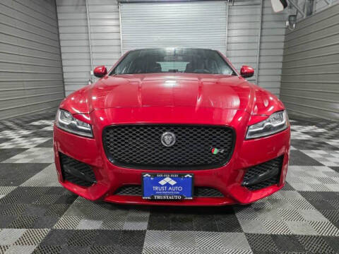 2017 Jaguar XF 35t R-Sport